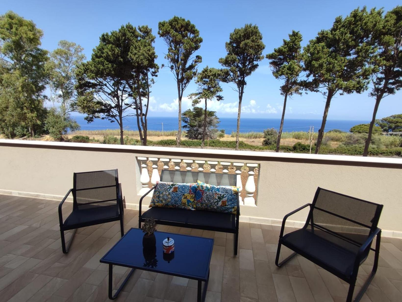 Sara B&B Accommodation Санта-Доменика Экстерьер фото